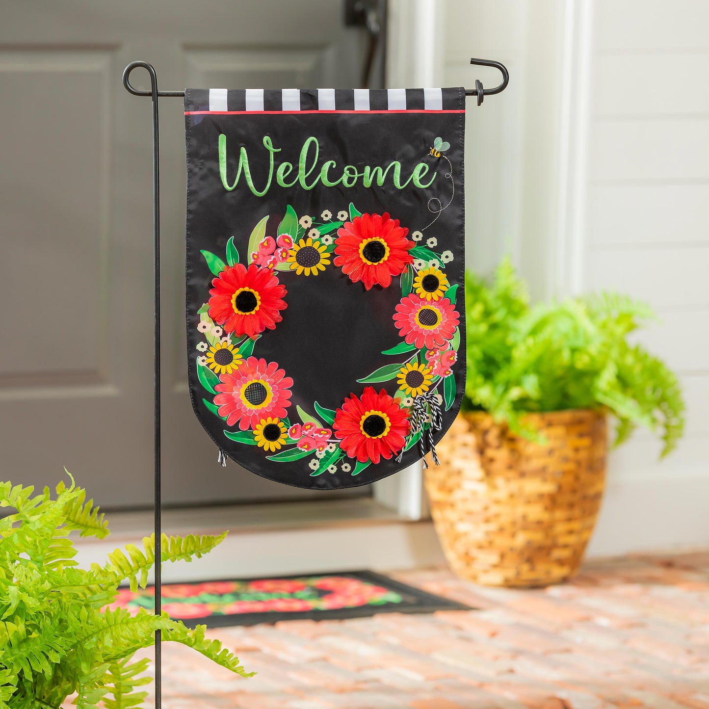 Welcome Wreath Applique Garden Flag