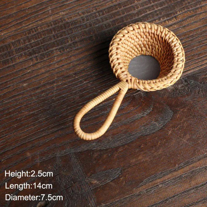 Elegant Bamboo Tea Strainer - Perfect for Your Tea Ceremony