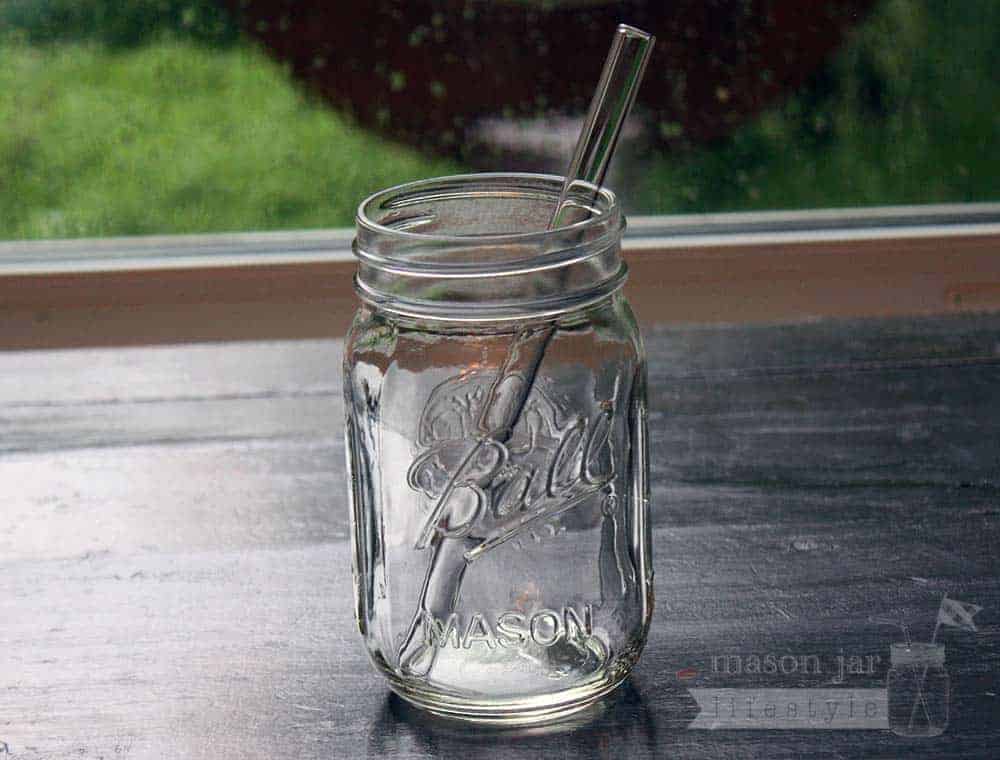 Medium Glass Straws for Pint Mason Jars 4 Pack + Cleaner