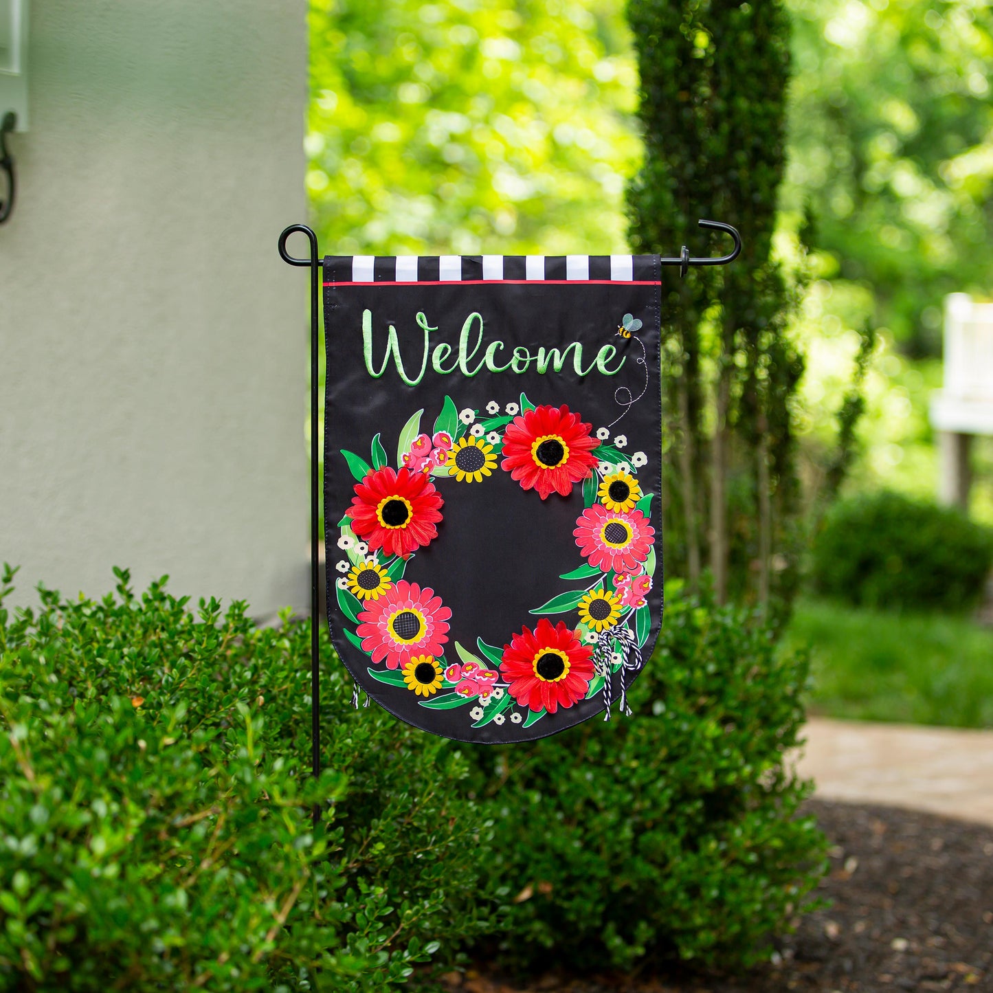 Welcome Wreath Applique Garden Flag