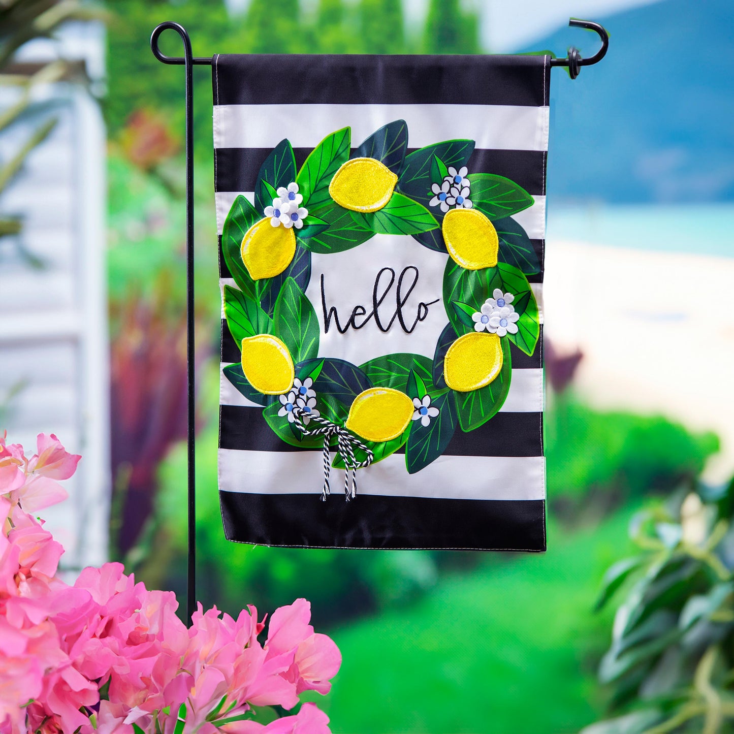 Magnolia Leaves and Lemon Applique House Flag