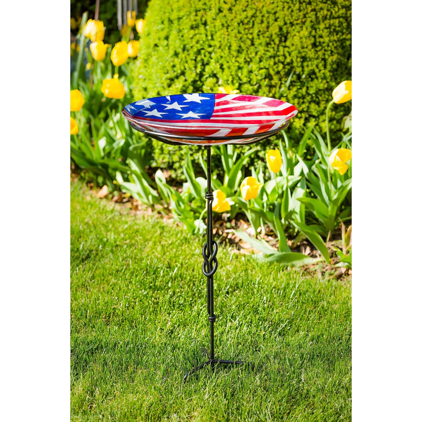American Classic Birdbath, American Flag, 18"
